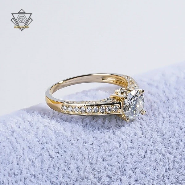 modern engament rings